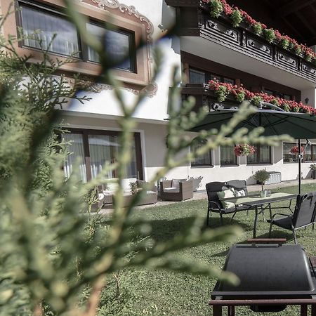 ホテル Garni Rustica ゼルデン エクステリア 写真